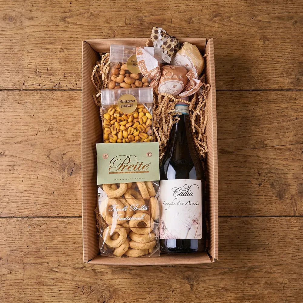 Aperitivo Geschenkbox mit Weisswein Arneis &amp; feinen Snacks - Geschenkkorb - Vicolo